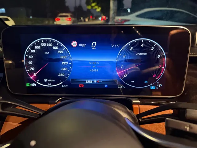 Mercedes-Benz Maybach S-Class — Фото автомобиля 9