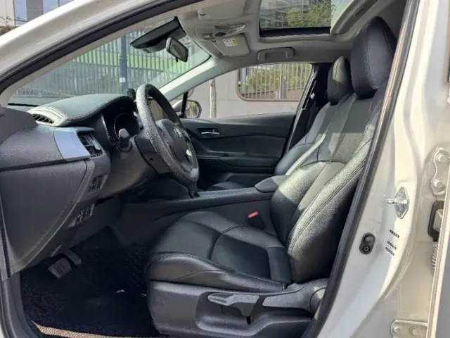Toyota IZOA — Фото автомобиля 5