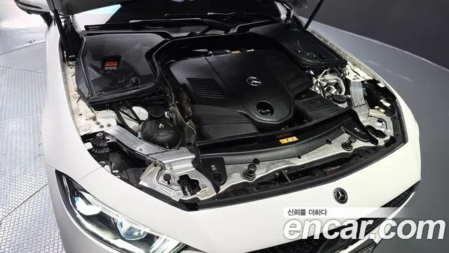 Фотография автомобиля — Mercedes-Benz CLS-Class CLS450 4MATIC