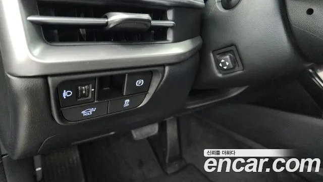 Hyundai Grandeur Grandeur (GN7) 3.5 Бензин 2WD — Фото автомобиля 16