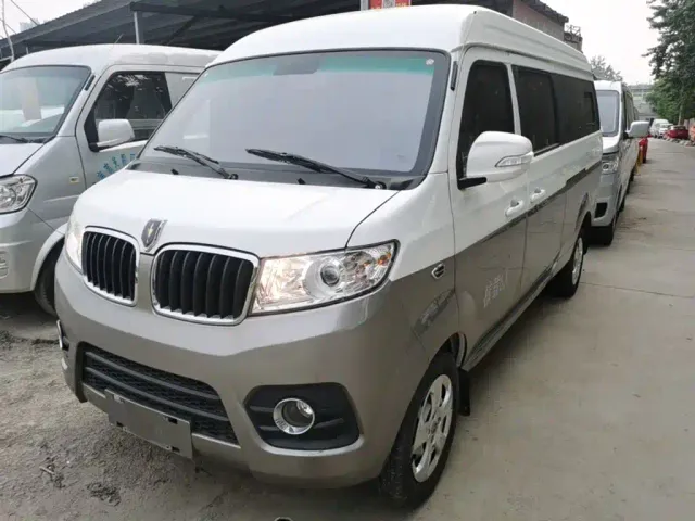 Фотография автомобиля — Jinbei New Hiace X30L
