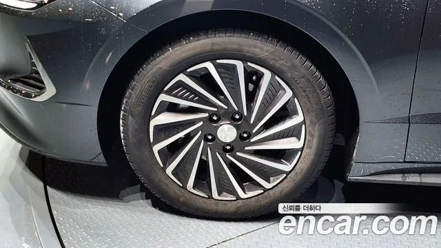 Hyundai Sonata — Фото автомобиля 5
