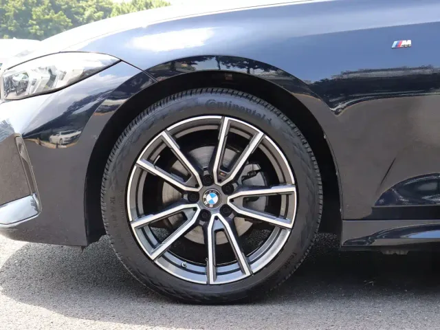 BMW 3 Series — Фото автомобиля 5