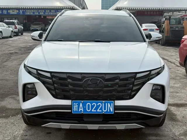 Hyundai Tucson — Фото автомобиля 2
