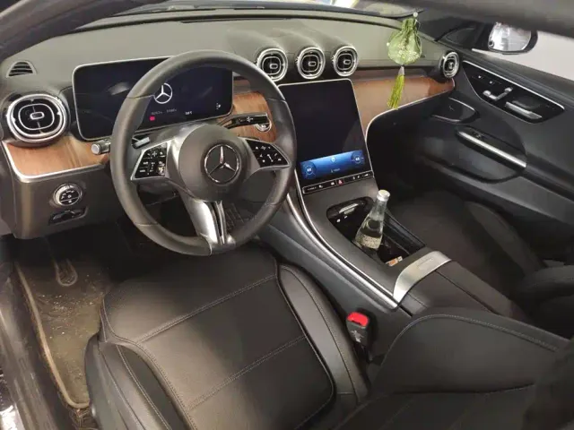 Mercedes-Benz C-Class — Фото автомобиля 12