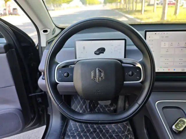 Leapmotor C10 — Фото автомобиля 10
