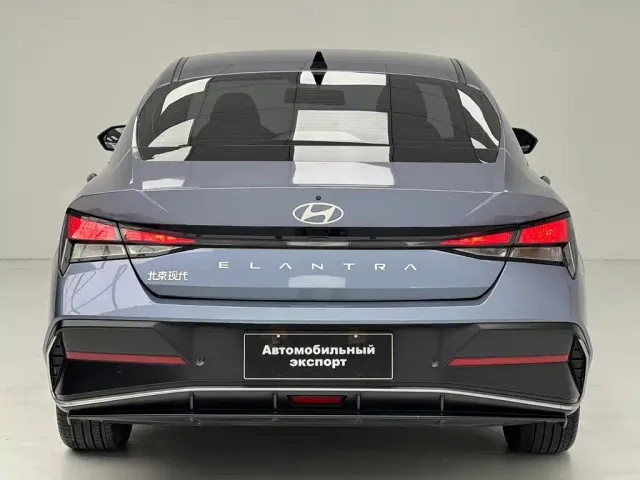 Hyundai Elantra — Фото автомобиля 9