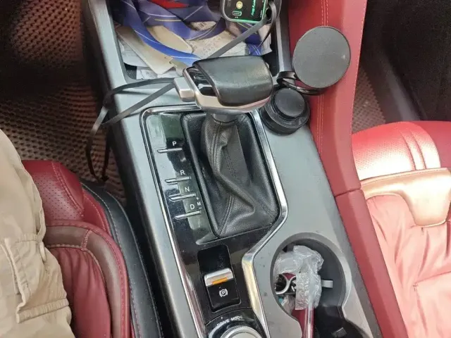 Changan Changan CS75 PLUS 2022 1.5T Automatic Luxury — Фото автомобиля 6