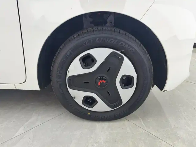 Wuling Zhiguang NEV — Фото автомобиля 6