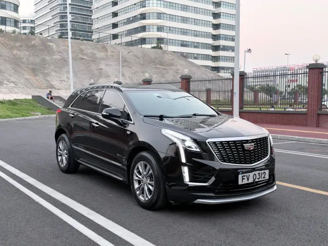 Cadillac XT5 — Фото автомобиля 3