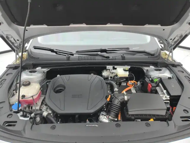 Geely Galaxy L6 — Фото автомобиля 10