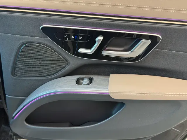 Mercedes-Benz EQS — Фото автомобиля 19
