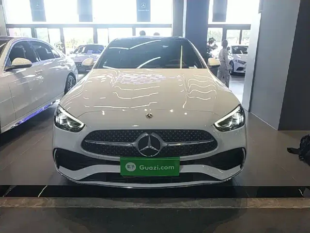 Mercedes-Benz C-Class — Фото автомобиля 2
