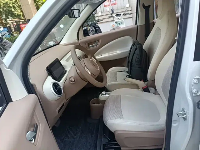 Wuling Hongguang Mini EV — Фото автомобиля 14