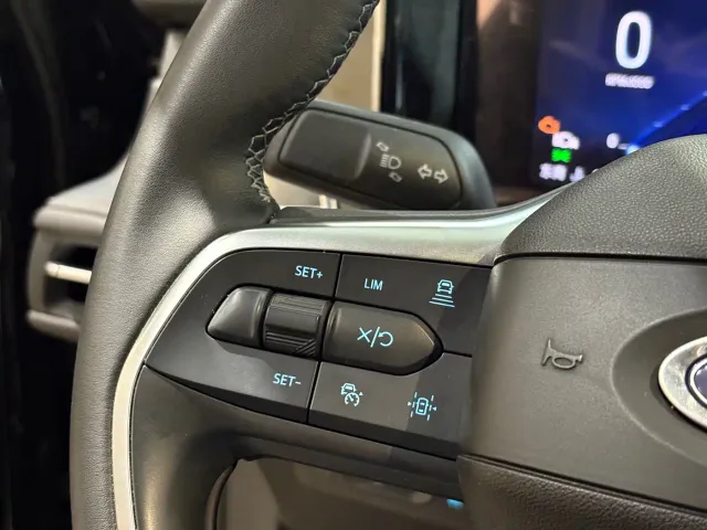 Ford Edge — Фото автомобиля 17