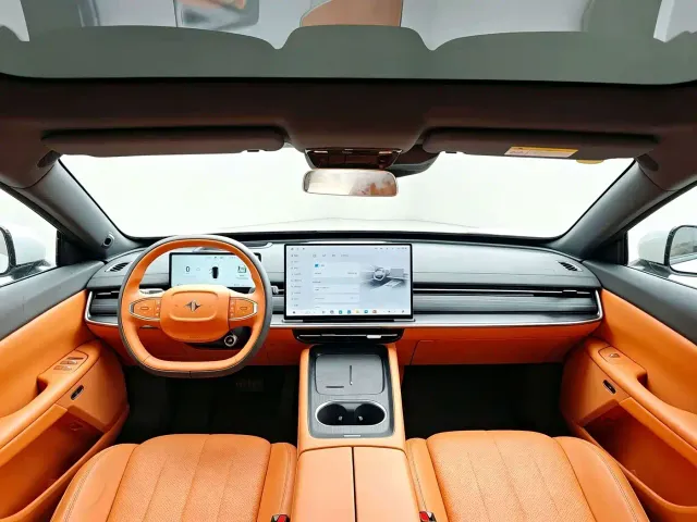 Dongfeng eπ 007 — Фото автомобиля 5