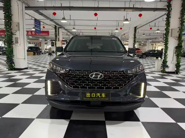 Hyundai ix35 — Фото автомобиля 2