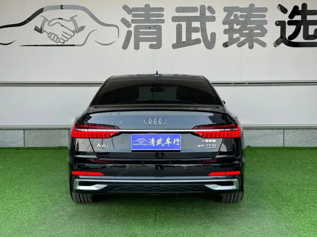 Audi A6L — Фото автомобиля 14