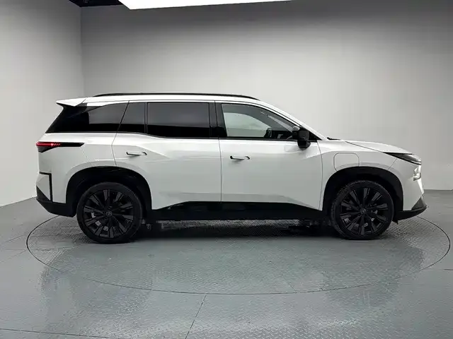 Toyota BoZhi 3X — Фото автомобиля 4
