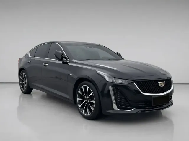 Cadillac CT5 — Фото автомобиля 3