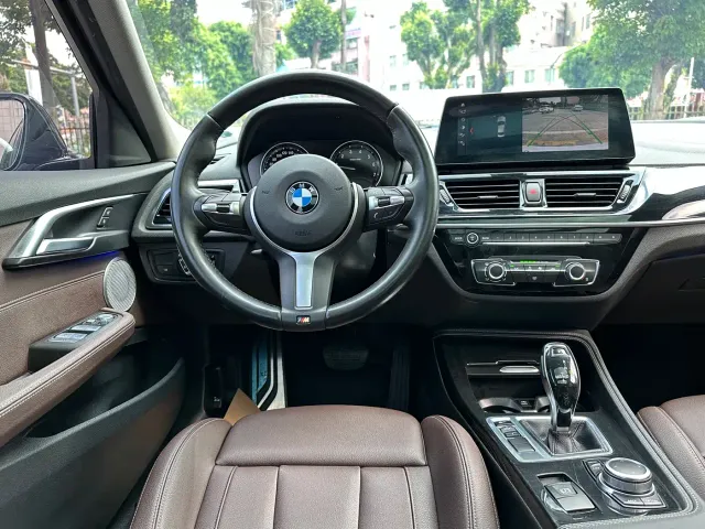 BMW 1 Series — Фото автомобиля 14
