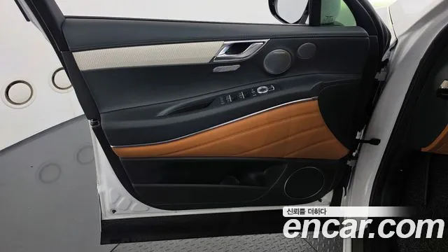 Genesis GV80 — Фото автомобиля 13