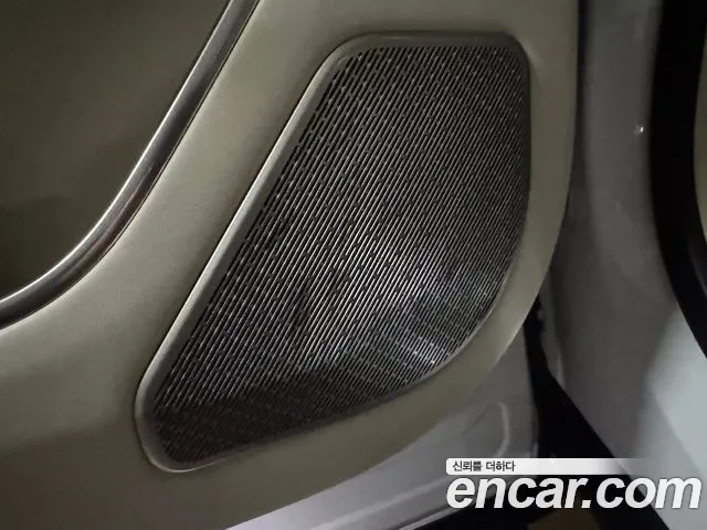 Land Rover Range Rover 5th Gen — Фото автомобиля 12