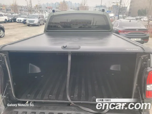 KG_Mobility_Ssangyong Rexton Новый Rexton Sport Khan Дизель 2.2 4WD — Фото автомобиля 16
