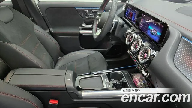Mercedes-Benz EQA — Фото автомобиля 9