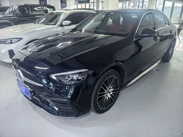 Фотография автомобиля — Mercedes-Benz C-Class