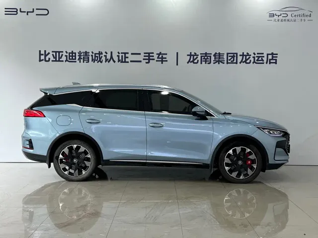 BYD Tang — Фото автомобиля 10