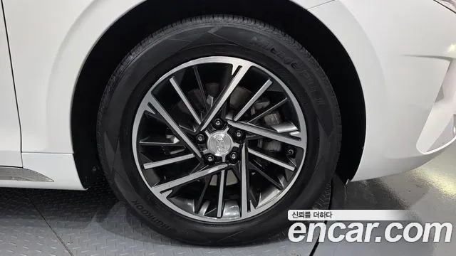 Hyundai Grandeur Новый Grandeur IG 3.0 LPi (Для проката) — Фото автомобиля 5