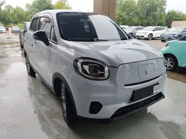 Leapmotor T03 — Фото автомобиля 3