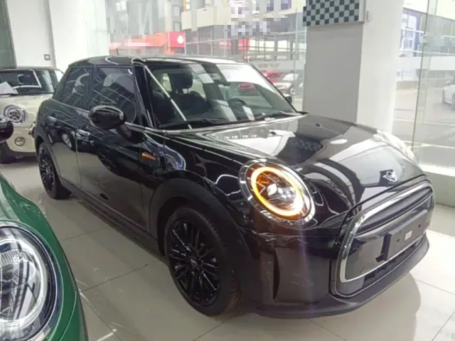MINI Hatch — Фото автомобиля 3
