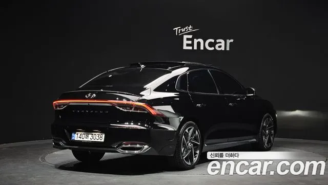 Hyundai Grandeur — Фото автомобиля 2
