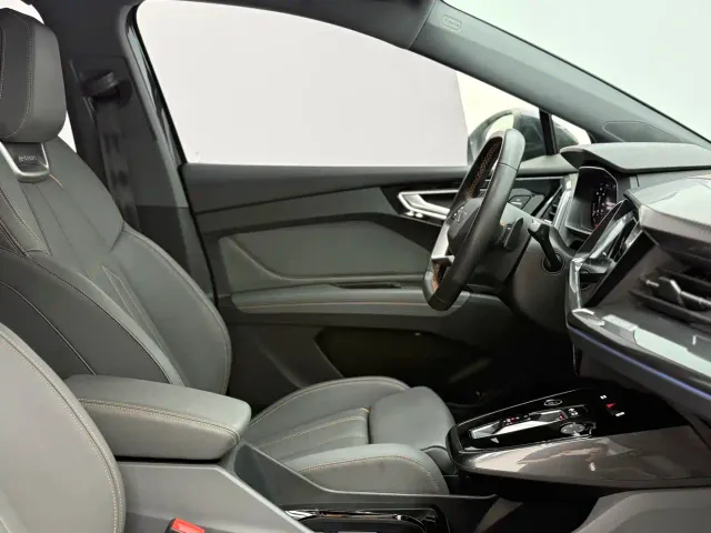 Audi Q4 e-tron — Фото автомобиля 20