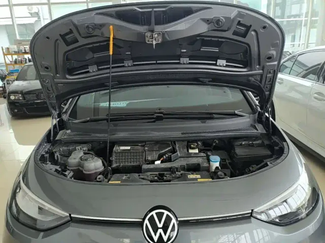 Volkswagen ID.3 — Фото автомобиля 19