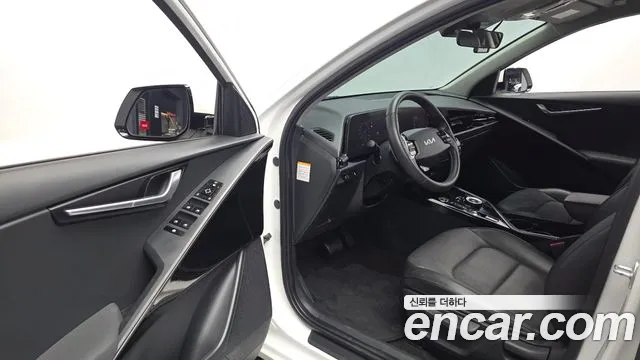 Kia Niro All Niro EV Air — Фото автомобиля 10