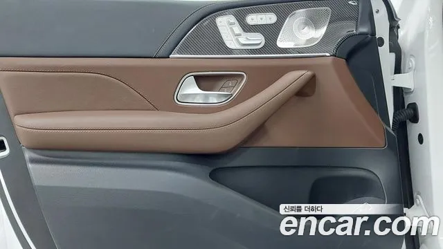 Mercedes-Benz GLE-Class — Фото автомобиля 15