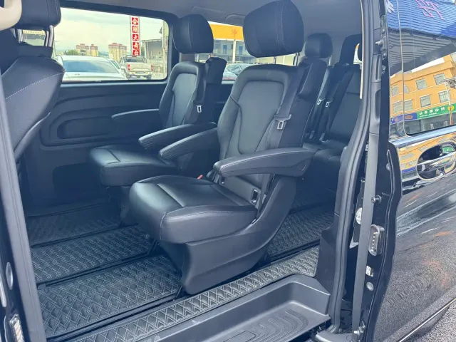 Mercedes-Benz Vito — Фото автомобиля 3