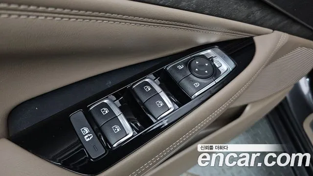 Kia K8 K8 Hybrid — Фото автомобиля 28