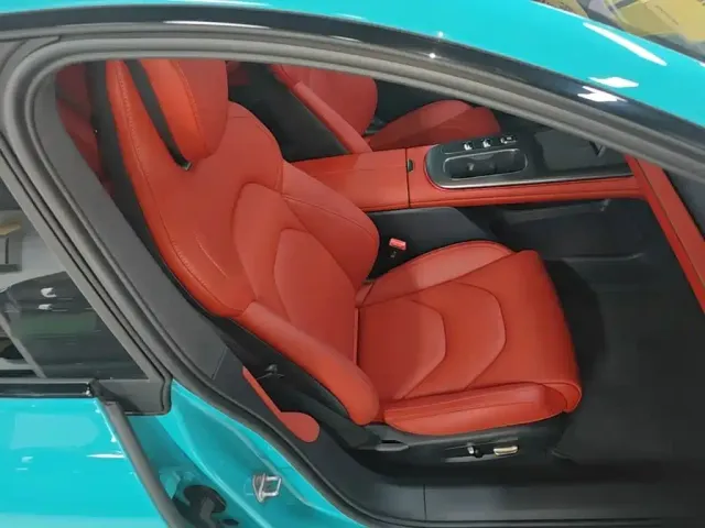 Xiaomi SU7 — Фото автомобиля 24