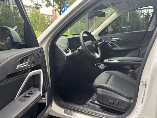 BMW X1 — Фото автомобиля 5