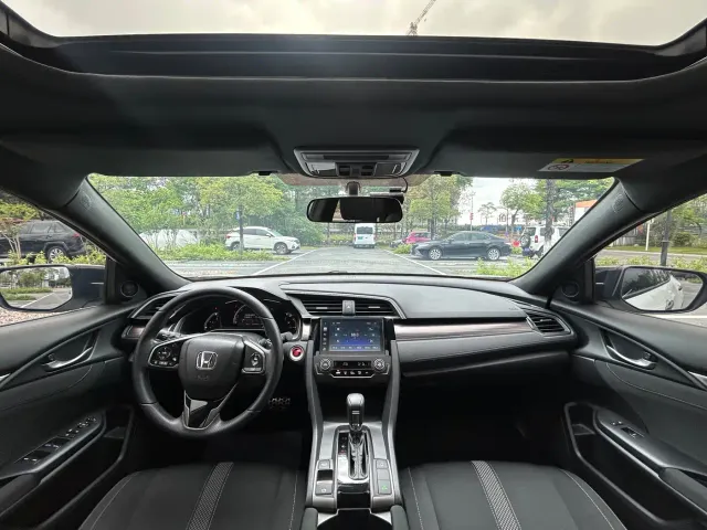 Honda Civic — Фото автомобиля 12