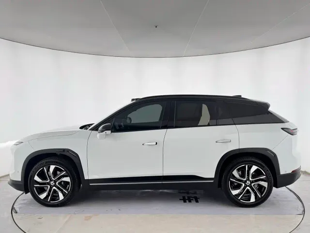 Nio ES7 — Фото автомобиля 3