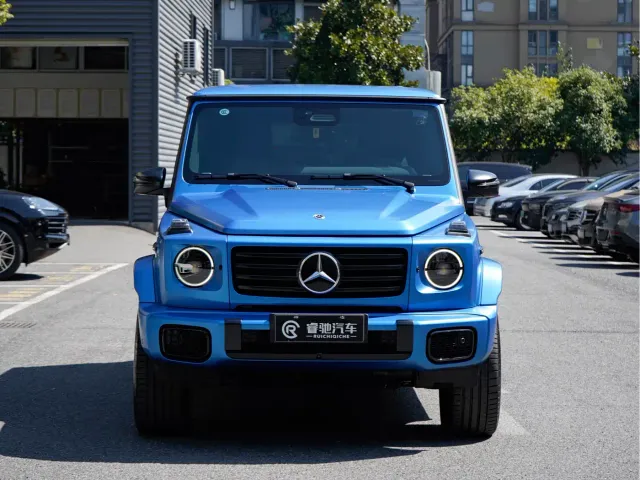 Mercedes-Benz G-Class — Фото автомобиля 2