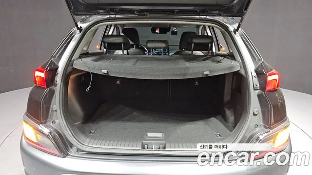 Hyundai Kona Kona (New) — Фото автомобиля 20