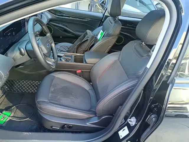 Ford Mondeo — Фото автомобиля 14