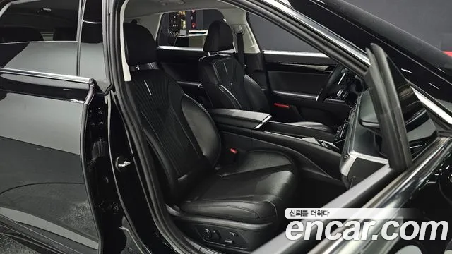 Hyundai Grandeur GN7 — Фото автомобиля 16