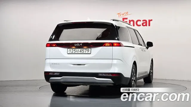 Kia Carnival 4th Gen — Фото автомобиля 4